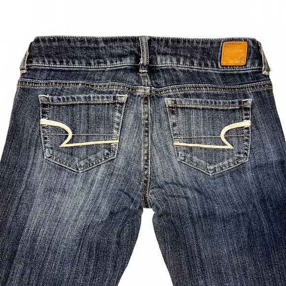 ❗️❗️SOLD❗️❗️
American eagle artist stretch jeans! - Picture 6 of 9